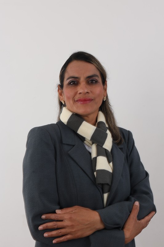 Aura María Negrete Sedan